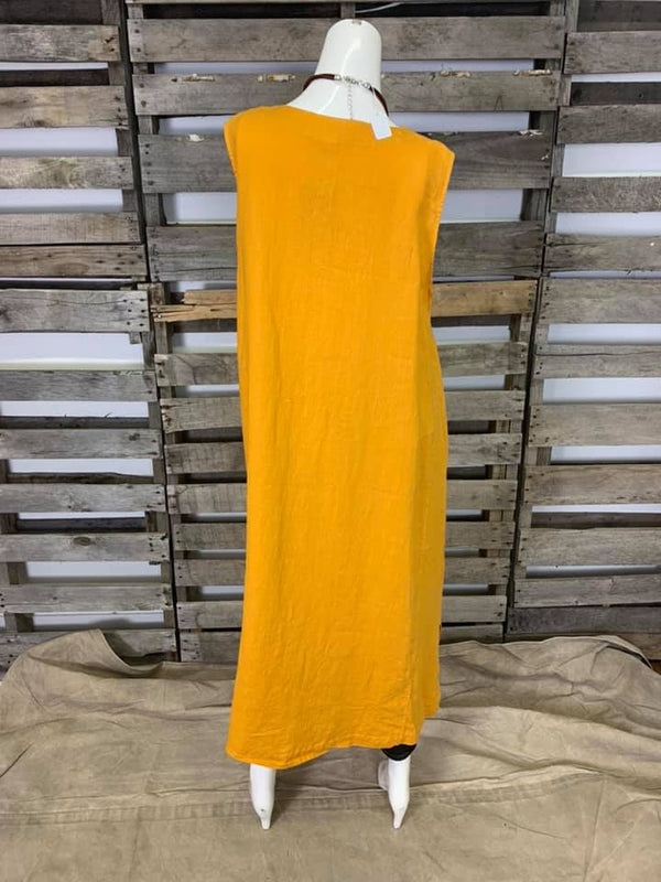 FBD121 Slvless Dress w/ Pockets-Sunflower